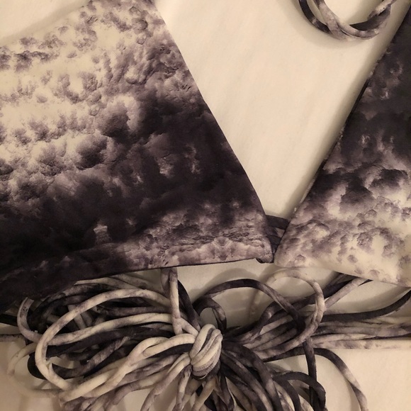 Like new Mikoh bikini top - Picture 3 of 6